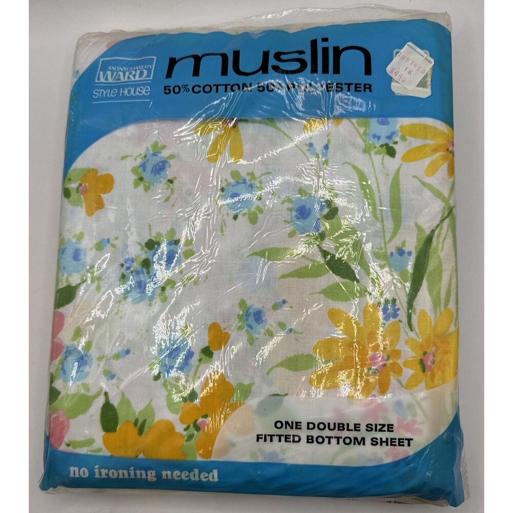 Vintage Montgomery Ward 1970s  Full Fitted Sheet Flowers New Old Stock Cottage